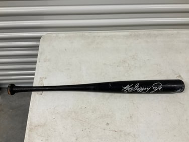vintage louisville Slugger t-ball ken griffey jr baseball bat