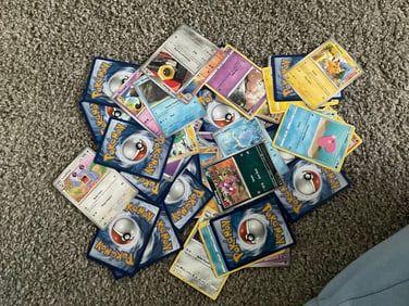 lot of pokemon cards