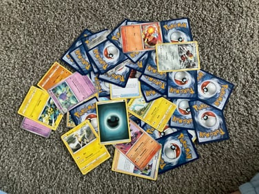lot of pokemon cards