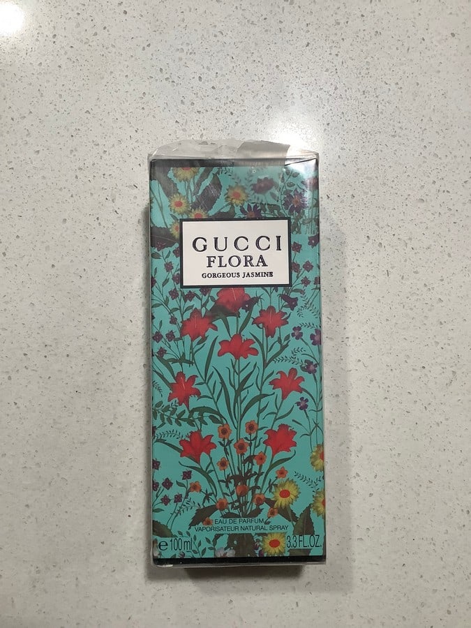 GUCCI FLORA GORGEOUS JASMINE 100ml seal broken: GUCCI FLORA GORGEOUS JASMINE 100ml seal broken