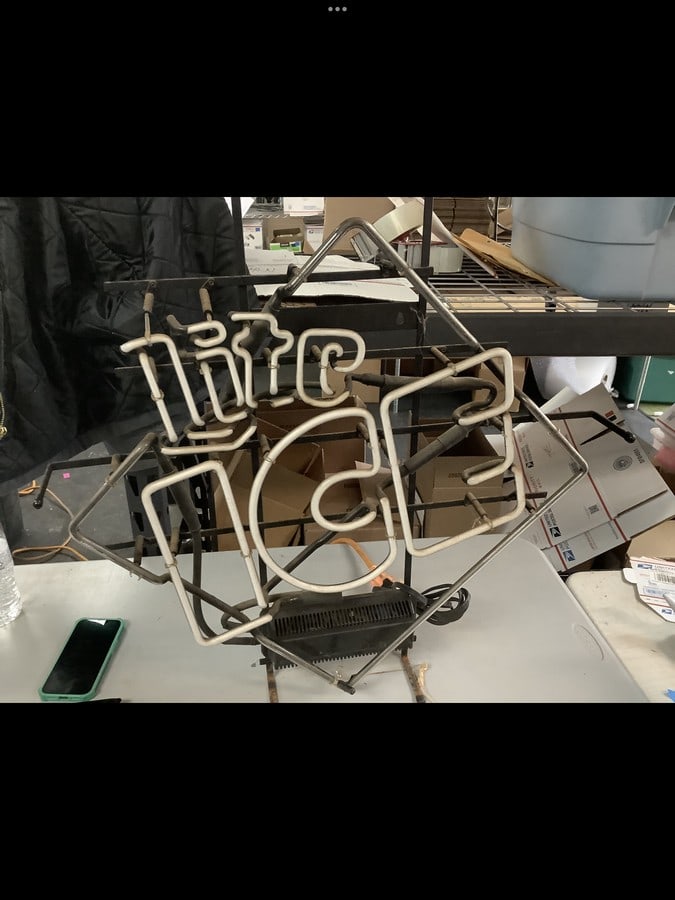 WORKING Blinking VINTAGE light ice neon sign 26x27 (1 of 1)