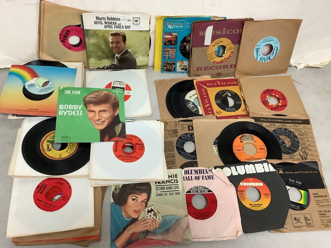 Big lot of 45's: Big lot of 45's