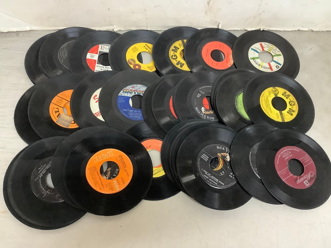 Big lot of 45's: Big lot of 45's