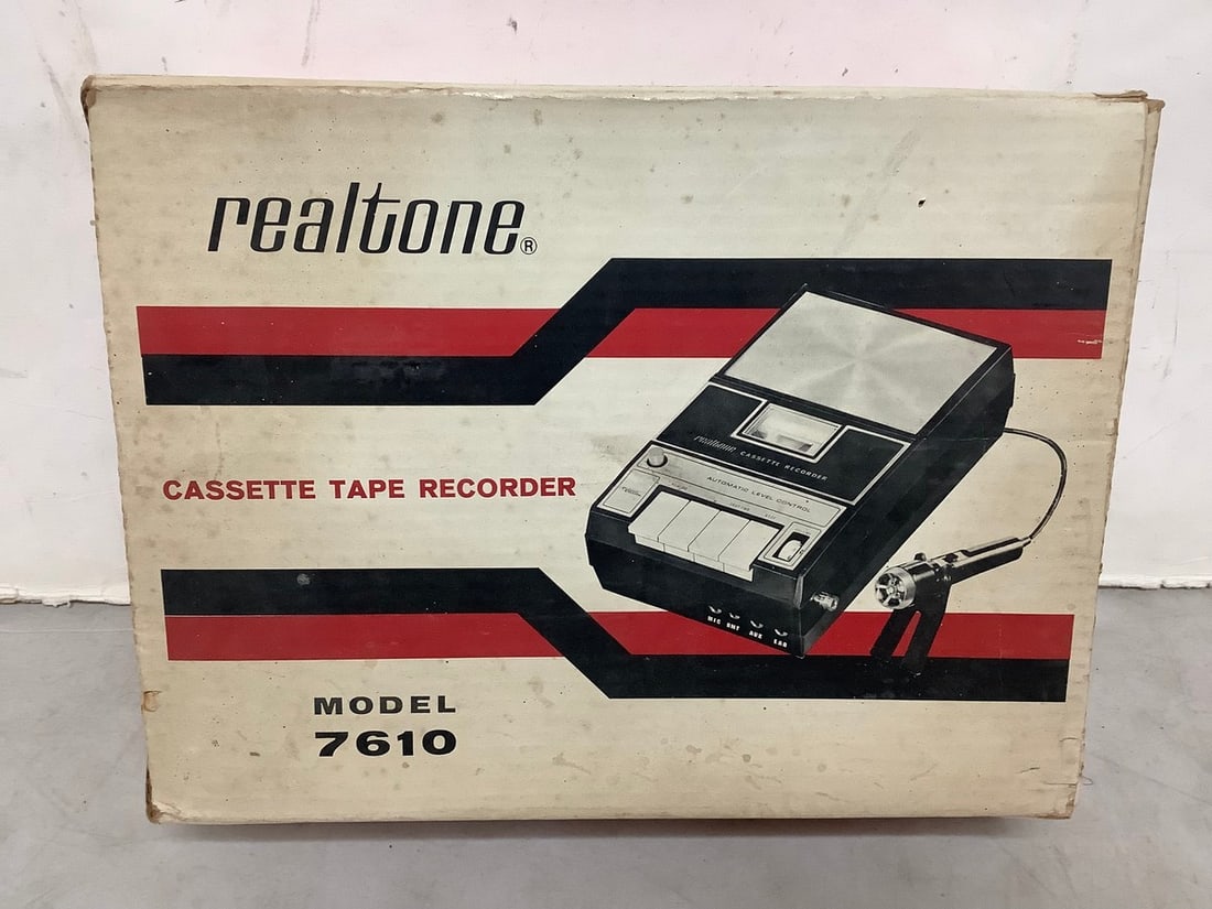 Realtone Cassette Tape Recorder (Model - 7610) (1 of 1)