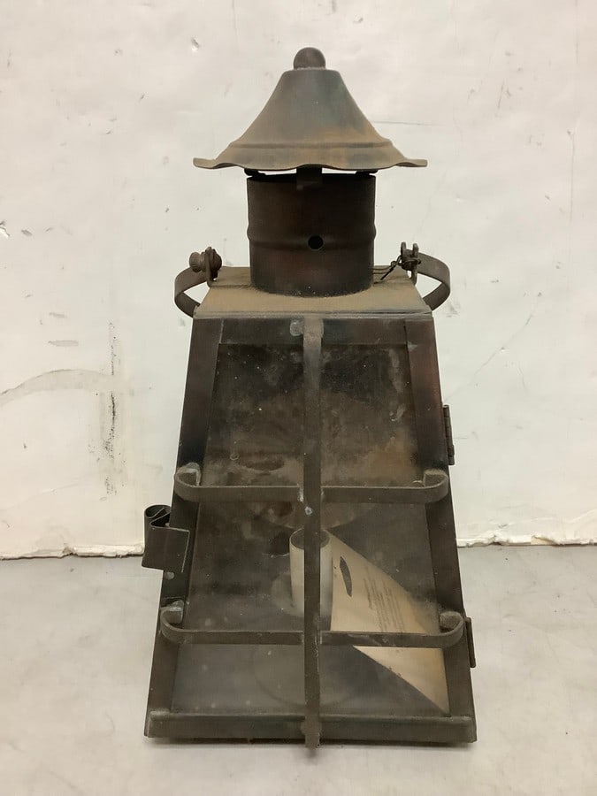 Antique Carriage Light (12.5in Tall): Antique Carriage Light (12.5in Tall)