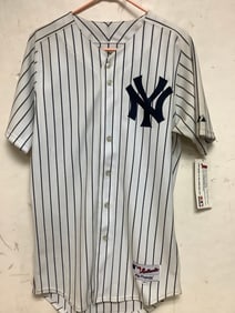 Yankees Baseball Jersey (Size: 40)