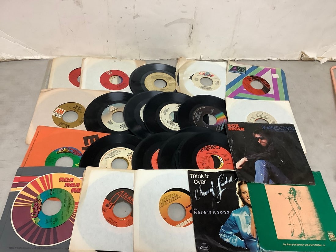 Vintage 45s (Chery Todd, Bob Seger, Neil Sedaka, and more) (1 of 1)