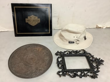 Empty Frame, Panama Jack Hat and more