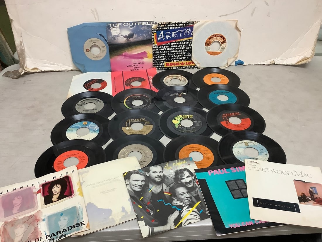 Vintage records(Patti Austin, Aretha, Robert John, and more) (1 of 1)