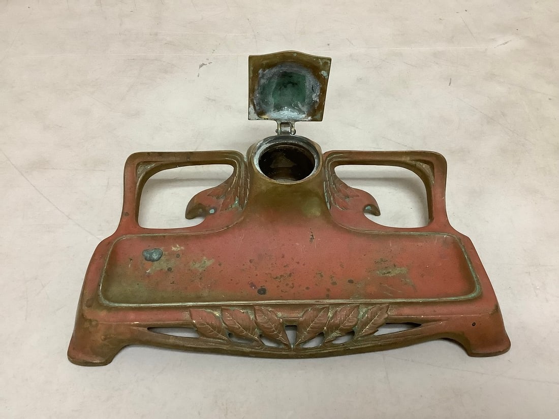 Vintage ink well(11in.long): Vintage ink well(11in.long)