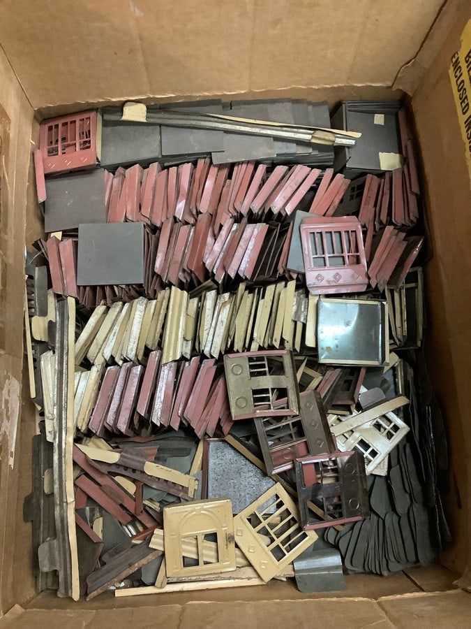 Metal building model (1 of 1)