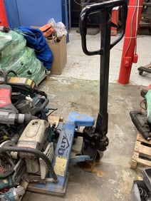 Pallet jack