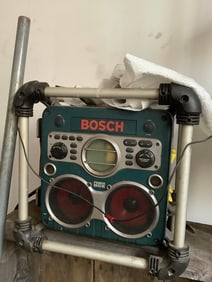 Bosch radio (unknown working condition)
