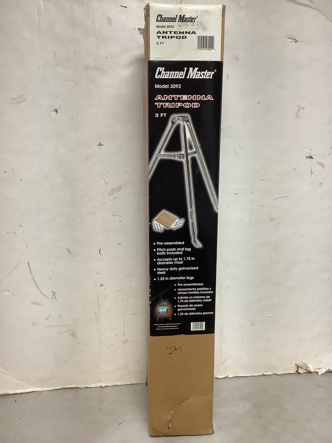 Channel Master Antenna Tripod (3ft Tall) Model:3092: Channel Master Antenna Tripod (3ft Tall) Model:3092