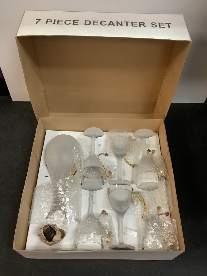 7 Piece Decanter Set with Drinking Glasses (Tallest - 10in) (1 of 1)