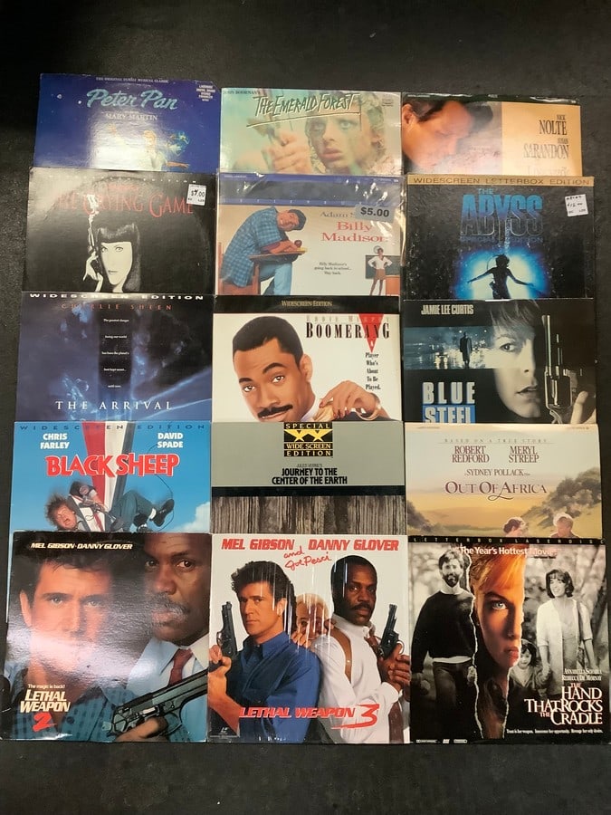 Various Laser Discs (Lethal Weapon 2/3, Out of Africa, The Abyss, etc) (1 of 1)
