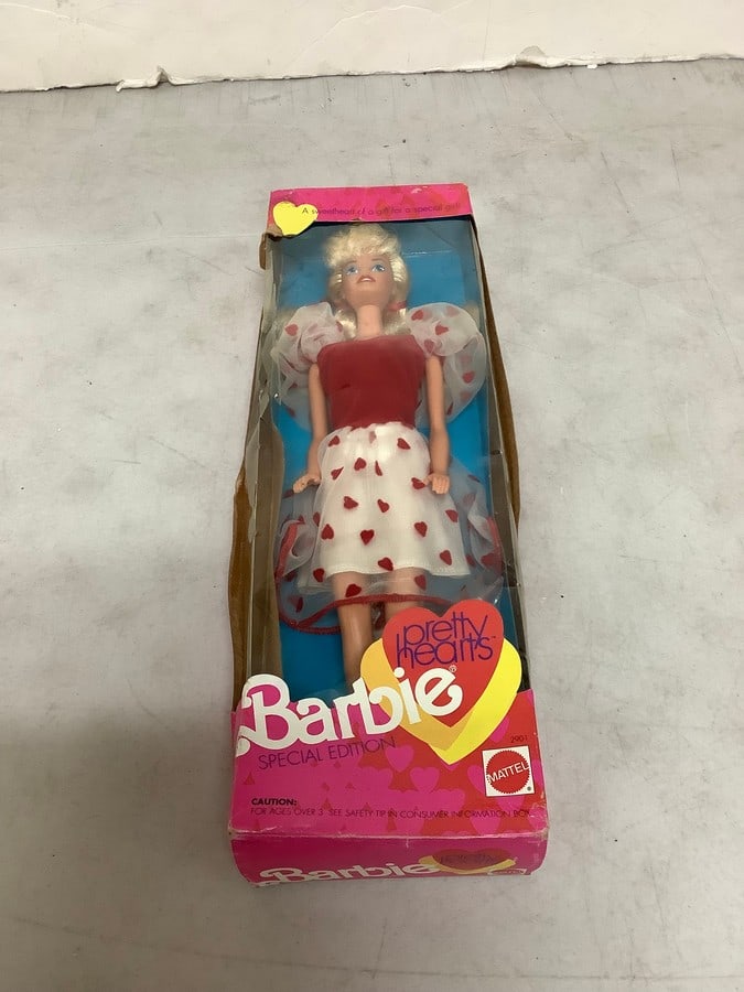 Special Edition Pretty Hearts Barbie(new in box): Special Edition Pretty Hearts Barbie(new in box)