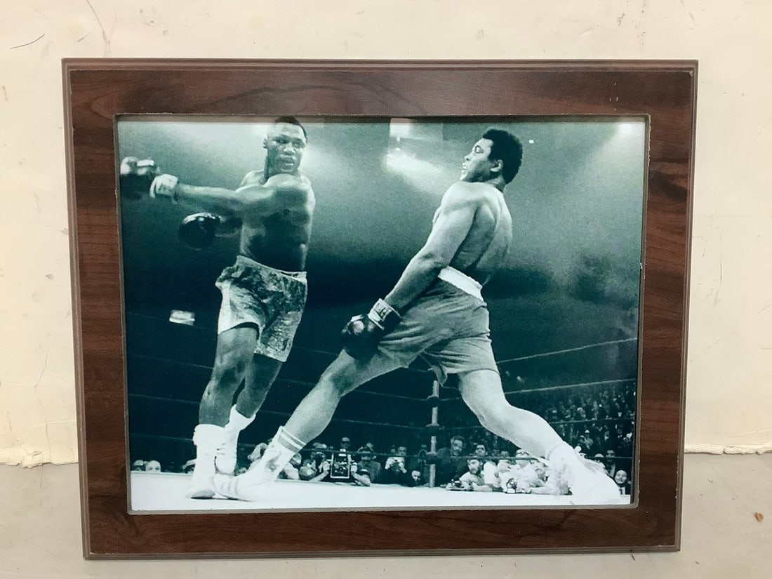 Muhammad Ali framed black and white photographic print (10.5in.x13in.) (1 of 1)