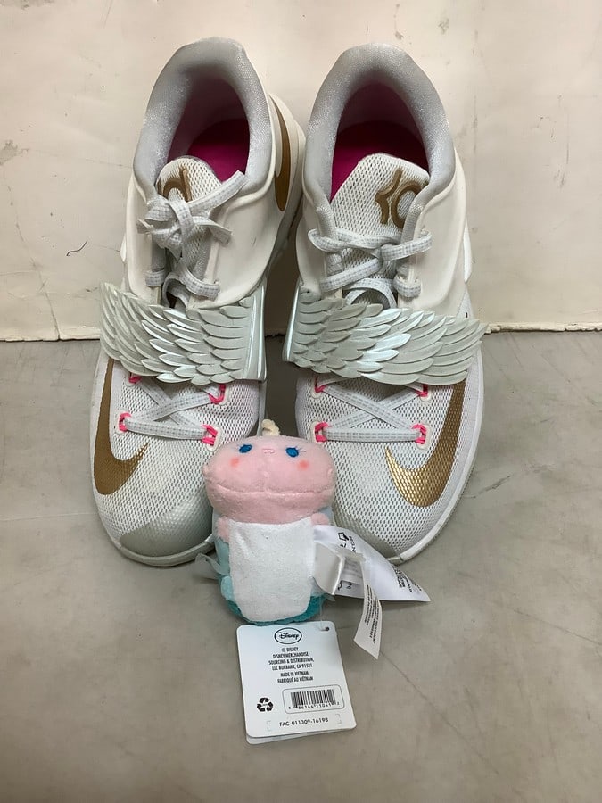 Nike Childrens Shoes (US - 6y) and more: Nike Childrens Shoes (US - 6y) and more