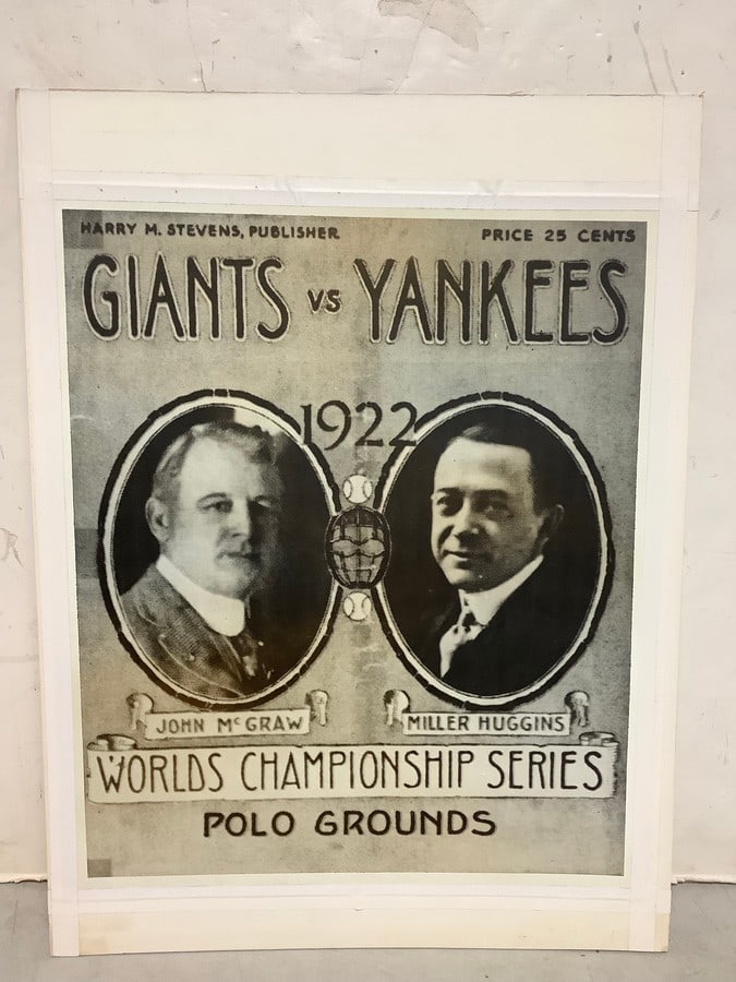 Giants vs. Yankees World's Championship Series 1922 black and white print on board(18in.x24in.): Giants vs. Yankees World's Championship Series 1922 black and white print on board(18in.x24in.)