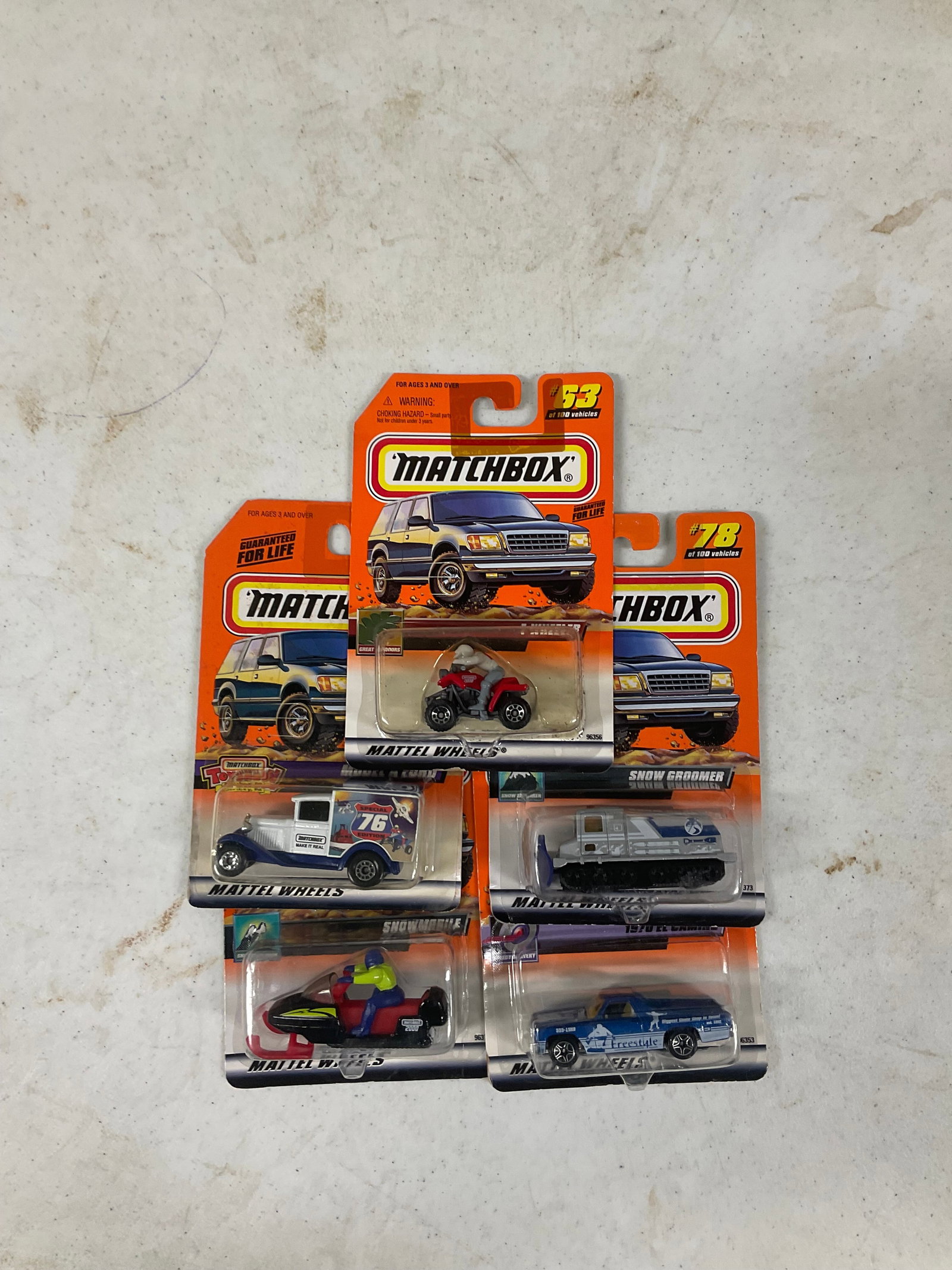 Lot of 5 matchbox cars: Lot of 5 matchbox cars