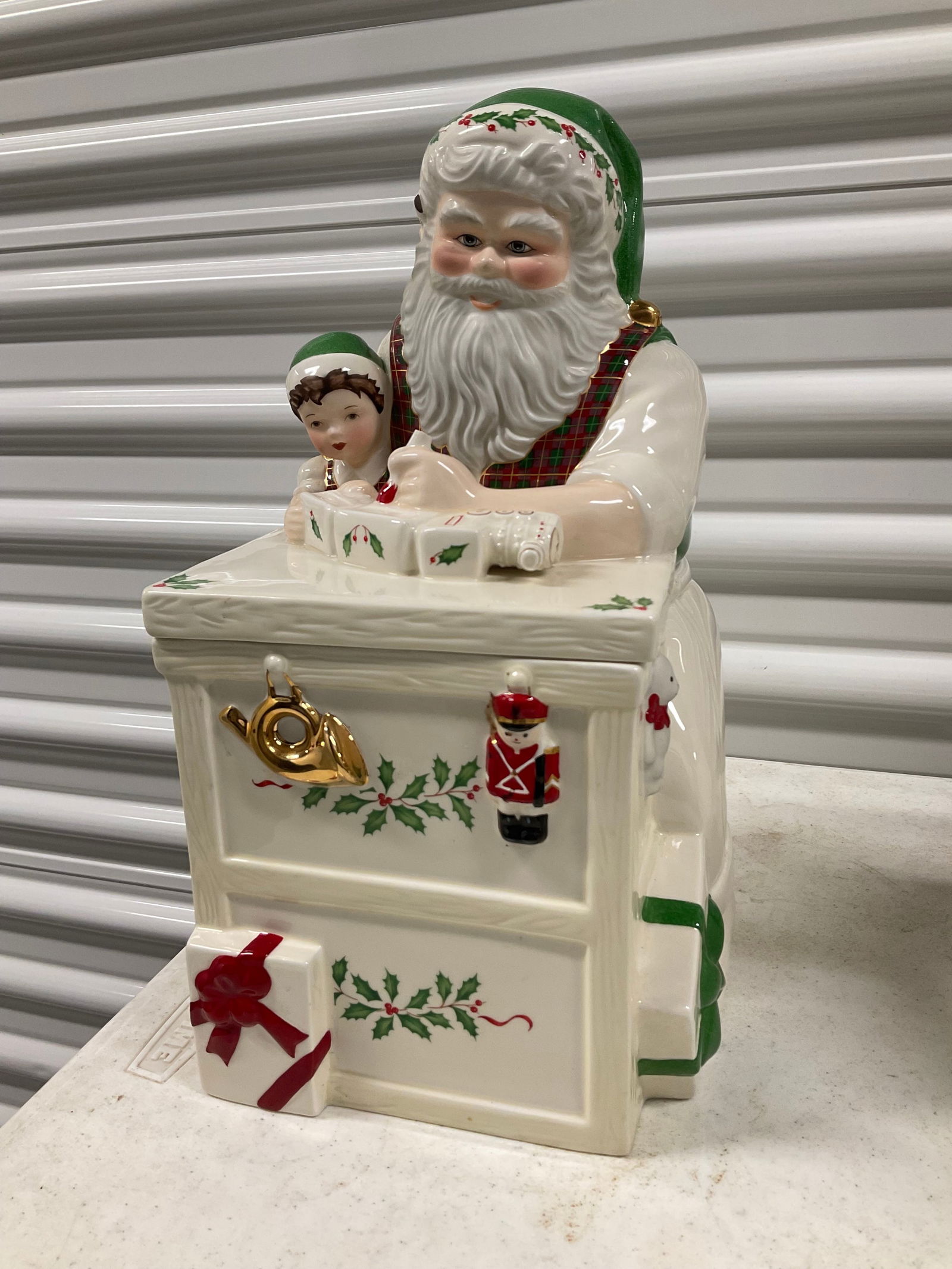Lenox Santa Workbench Cookie Jar (1 of 1)