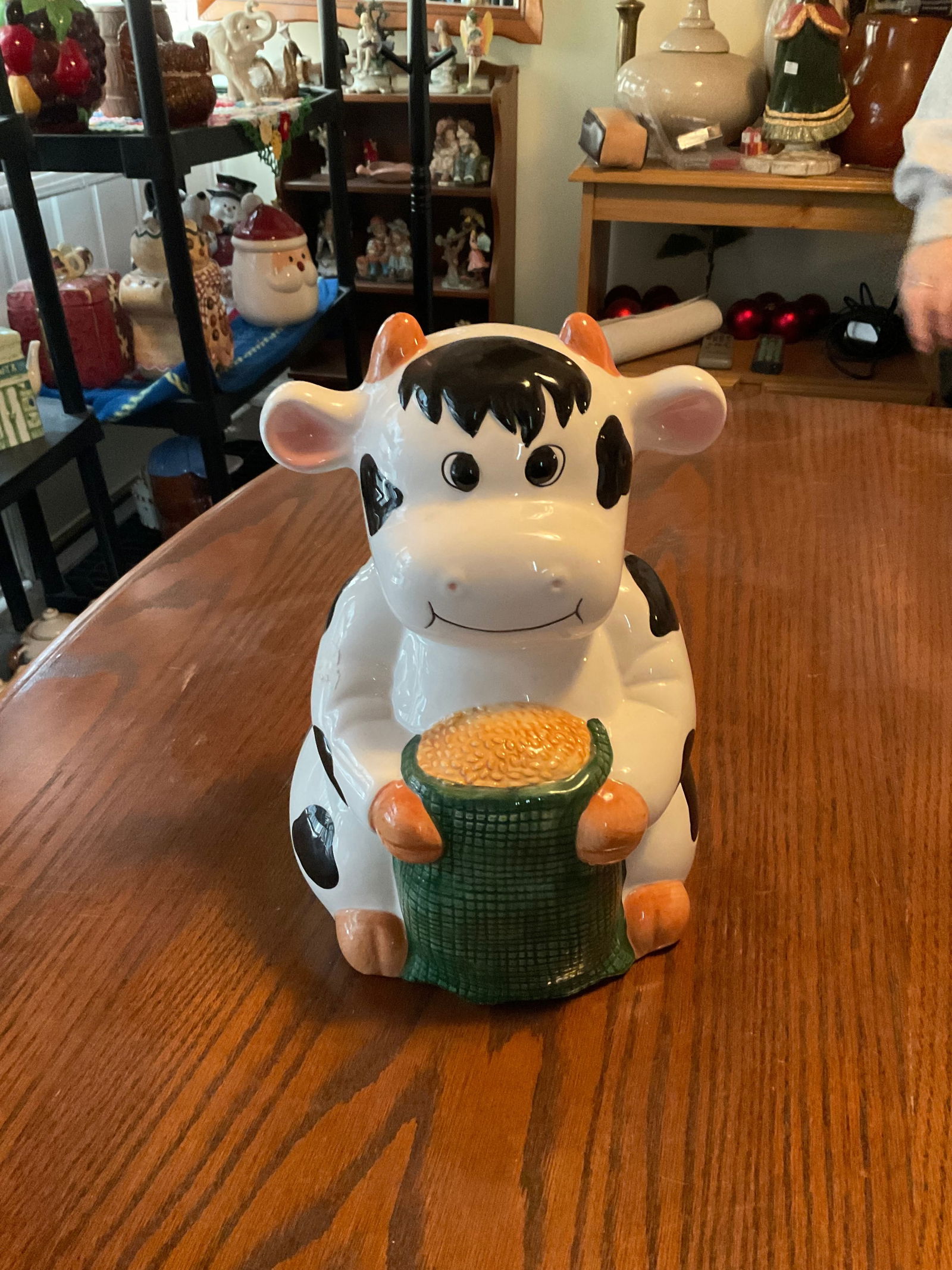 Cow Cookie Kitchen Jar 11in: Cow Cookie Kitchen Jar 11in