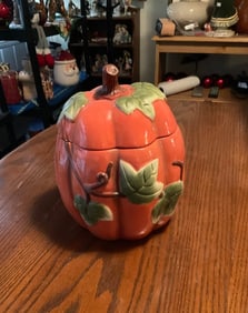 Rich Talent Pumkpin cookie jar