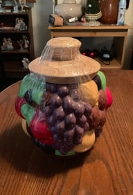 Fruit cookie jar 11in