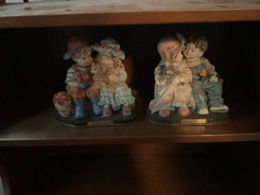 Lot of 2  Marlowe figures