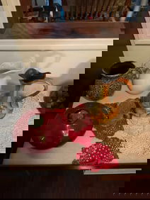 Lot of 4 vases and one crystal glass cup