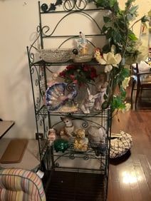 Shleving unit no contents 62x20x13