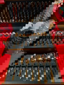 set of silverwear; many marked s.s.s. by oneda and others