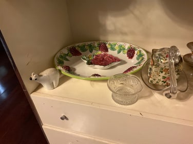 lot of various gassl items; serving dishes and more