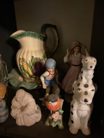 lot full of various size figuinres