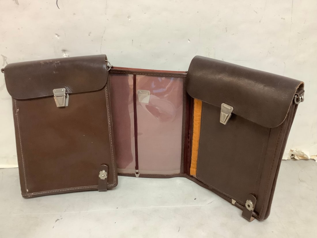 Vintage leather military case: Vintage leather military case
