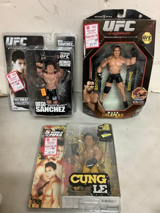 UFC and MMA action figures(Mark Coleman, Diego Sanchez, Cung Le-brand new in boxes): UFC and MMA action figures(Mark Coleman, Diego Sanchez, Cung Le-brand new in boxes)