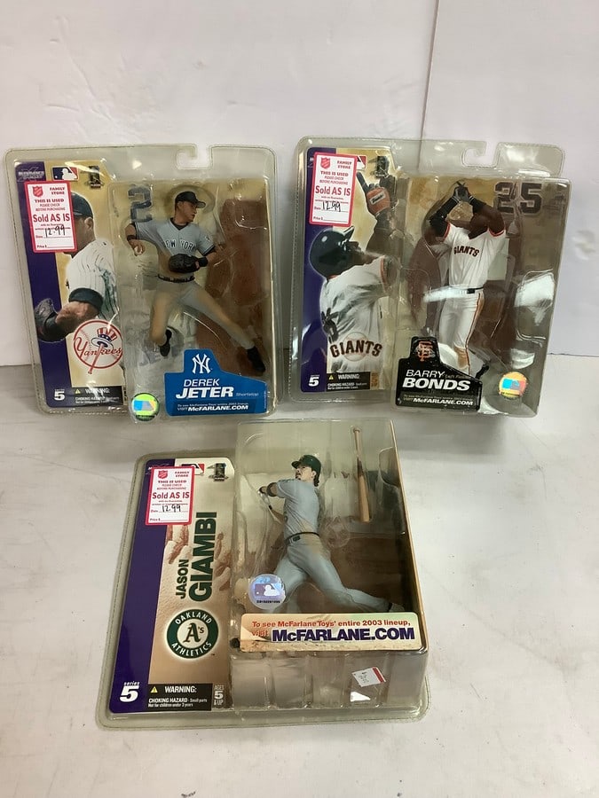 MLB collectible figures new in box(Barry Bonds-Giants, Jason Giambi-Oakland Athletics, Derek Jeter-Y: MLB collectible figures new in box(Barry Bonds-Giants, Jason Giambi-Oakland Athletics, Derek Jeter-Yankees)