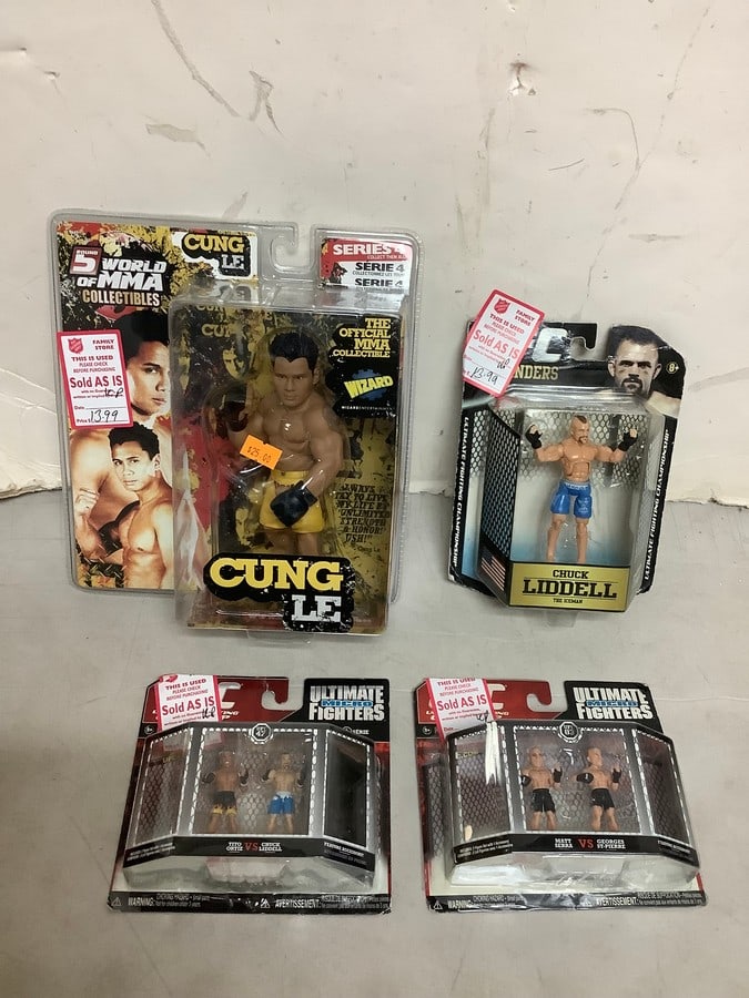 UFC/MMA action figures(new in box) (1 of 1)