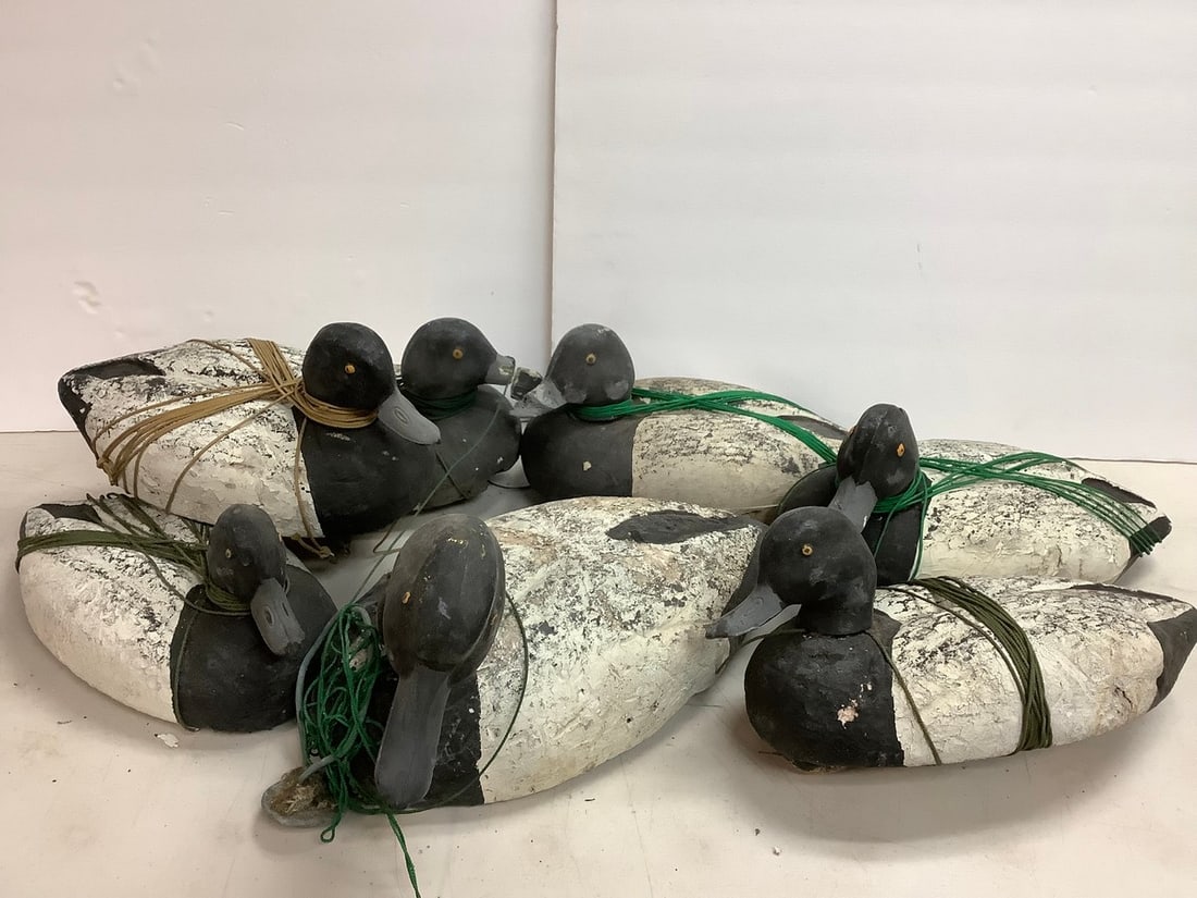 Duck decoys (various sizes): Duck decoys (various sizes)