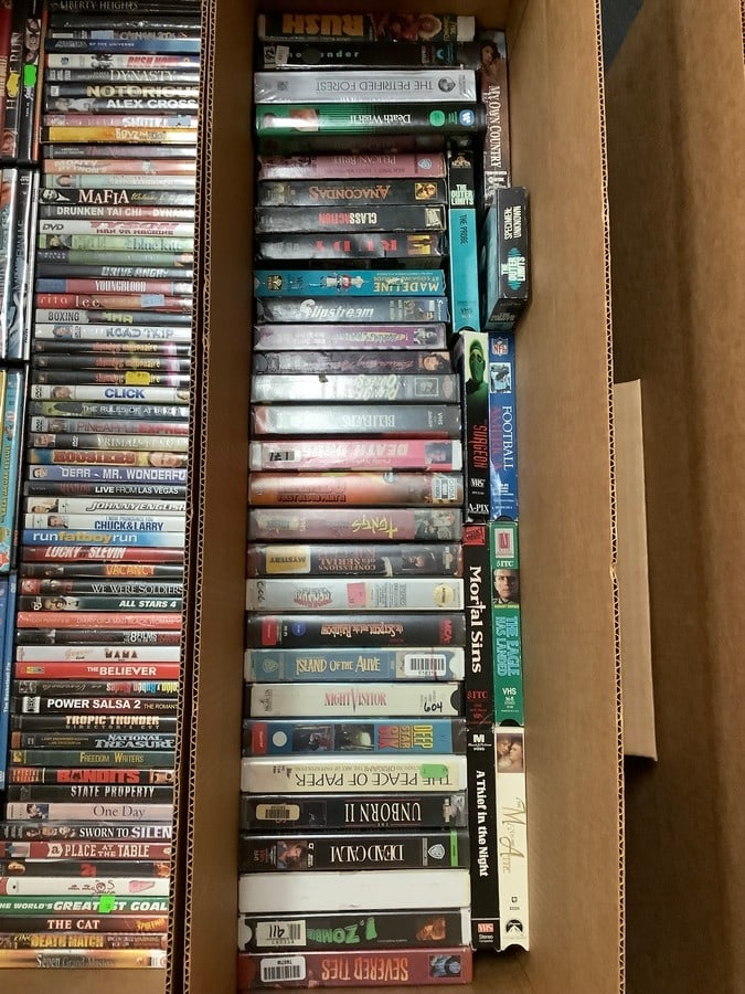 Various VHS Tapes (Death Wish 2, Anacondas, Slipstream, and more) (1 of 1)