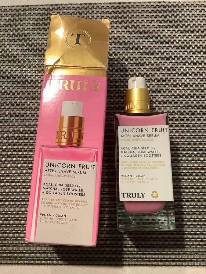 TRULY VEGAN UNICORN FRUIT AFTER SHAVE SERUM 90 ml/3.1 fl oz: TRULY VEGAN UNICORN FRUIT AFTER SHAVE SERUM 90 ml/3.1 fl oz