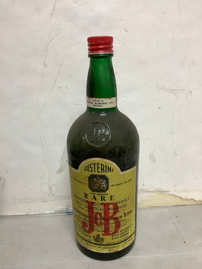 Justerini rare blended scotch whisky 86 proof 1 quart(mostly full): Any contents in bottle is Free; You are bidding on the bottle & unbroken tax stamp