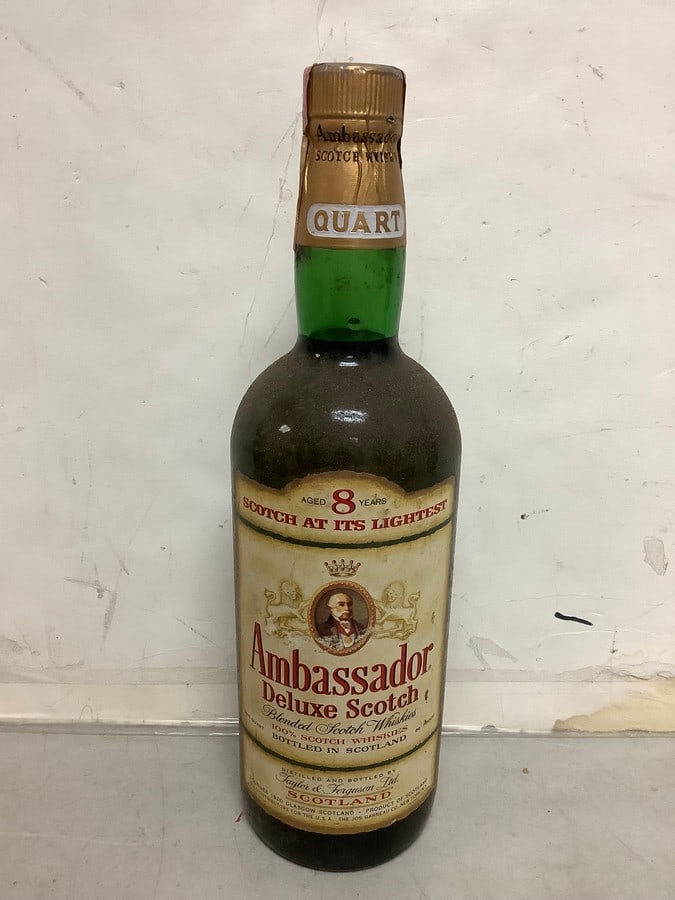 1950's/1960's Ambassador deluxe scotch 86 proof one quart(sealed) (1 of 1)