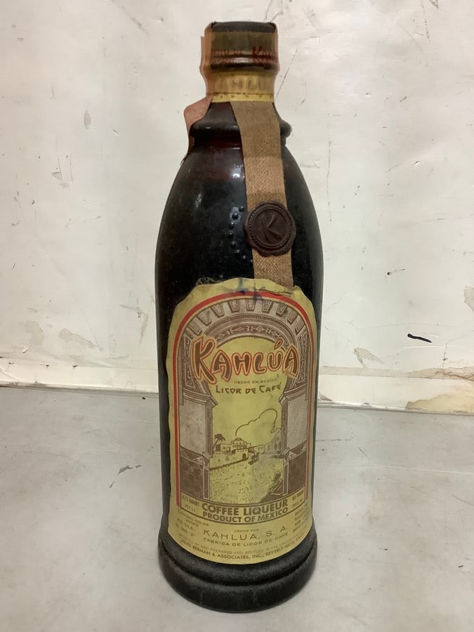 1950s/60s Kahlua Coffee Liquer 53 Proof 4/5 Qt (Sealed) (1 of 1)