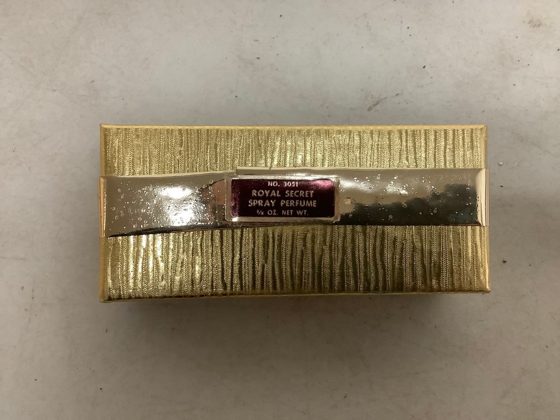 Royal Secret spray perfume (.5 oz.): Royal Secret spray perfume (.5 oz.)
