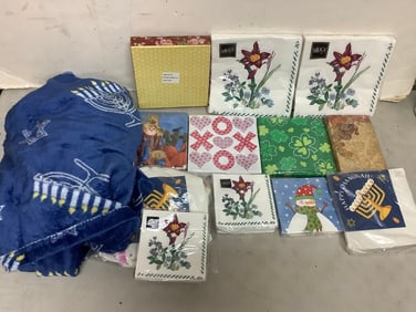 Various Decorative Napkins (Sealed) and Blanket,