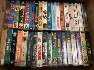 Various VHS Tapes (Sister Act, Boys of the City, Men in War, and more)