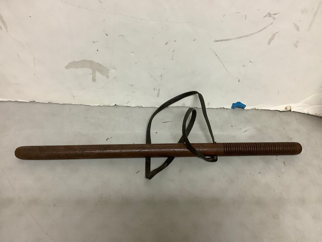 Police Night Stick (25in Long): Police Night Stick (25in Long)