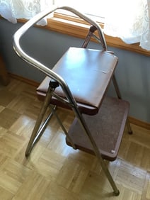 Cosco MCM step stool
